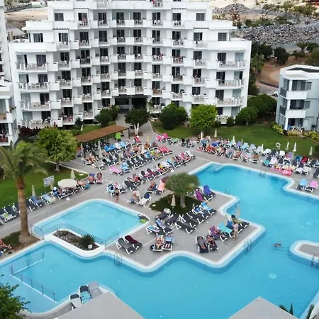 Bonito Estudio Con Wifi Y Piscina Comuna En La Costa Sur De Tenerife