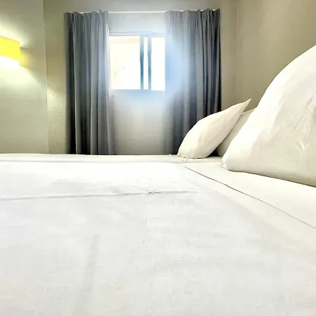 Bonito Estudio Con Wifi Y Piscina Comuna En La Costa Sur De Tenerife 洛斯克里斯蒂亚诺斯
