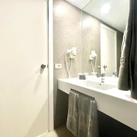 公寓 Bonito Estudio Con Wifi Y Piscina Comuna En La Costa Sur De Tenerife 洛斯克里斯蒂亚诺斯