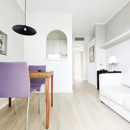 Bonito Estudio Con Wifi Y Piscina Comuna En La Costa Sur De Tenerife 公寓 *